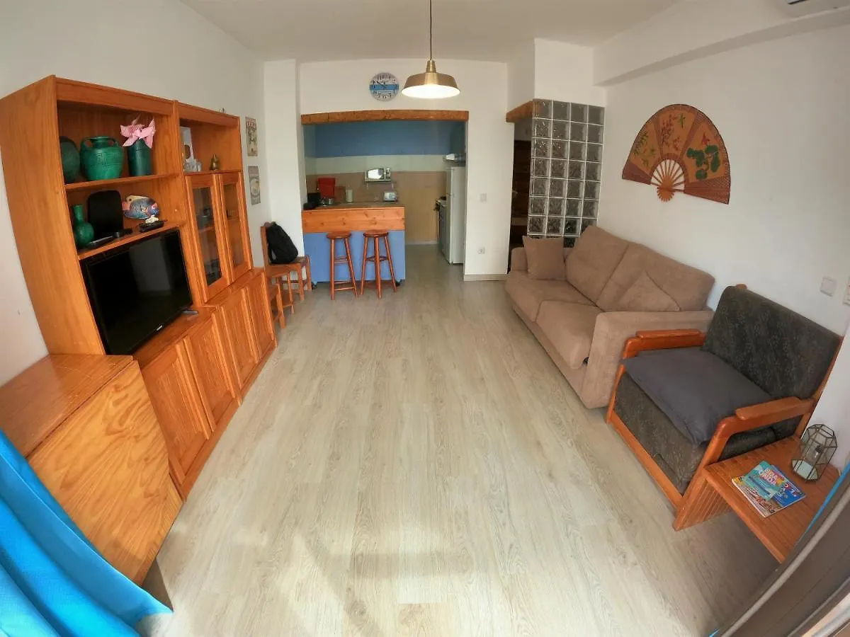 Algarve, Modern T1 Apartment With Balcony, Quarteira