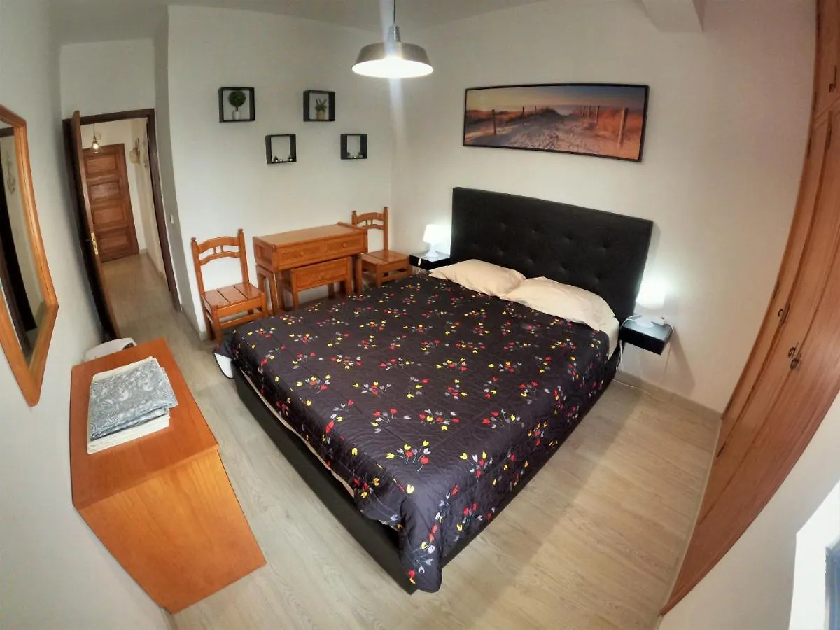 Algarve, Modern T1 Apartment With Balcony, Quarteira 0*,