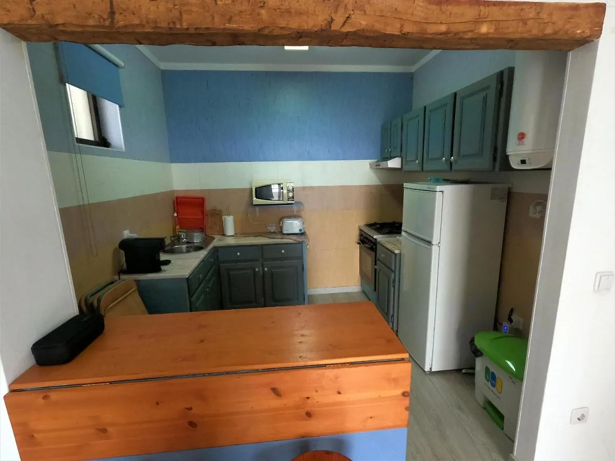 Algarve, Modern T1 Apartment With Balcony, Quarteira